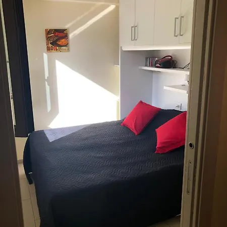 Apartment Michelizia With Private Garden